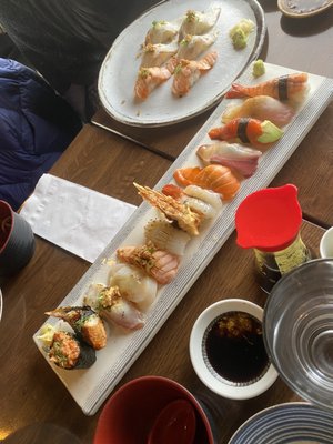 Ari Sushi by null