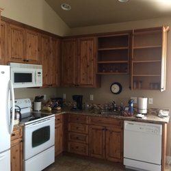 Suites at Crescent Bay Resort - Very nice kitchen