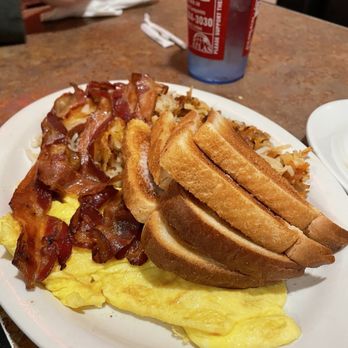 Cortland Diner - Egg breakfast - Diners Near Me - Cortland, New York Cortland Diner - Egg breakfast - Diners Near Me - Cortland, New York