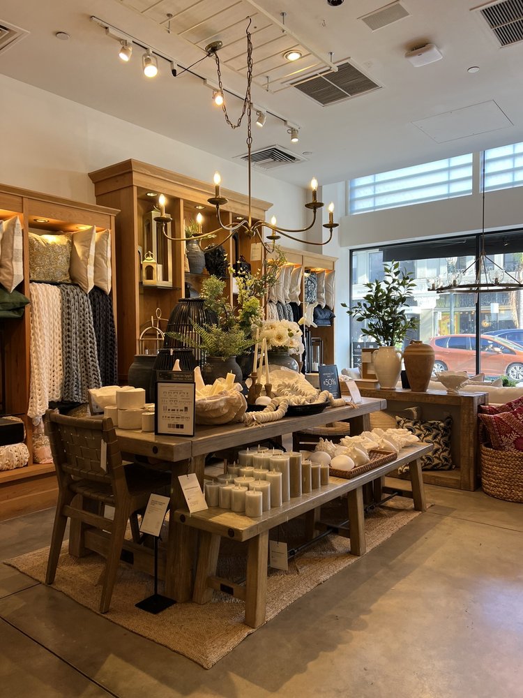 POTTERY BARN Updated September 2024 52 Photos & 126 Reviews 1 E