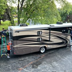 Why Wait Mobile Car Wash  & Automotive care - 37' Class A RV wash-buff- Detail