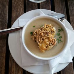 Pijezpi - Chřestový krém  (denní menu)