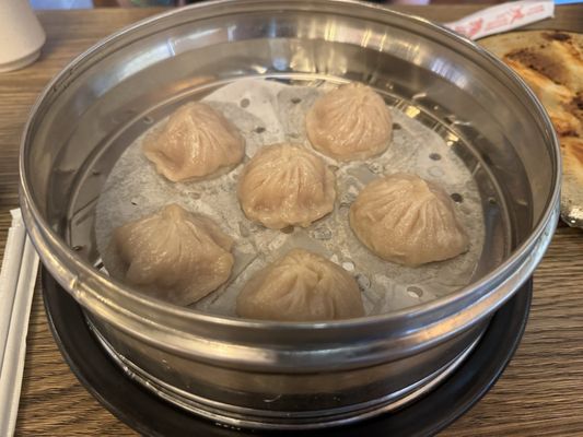 Crossing Bridge Rice Noodle Duluth 十秒到云南过桥米线 by null
