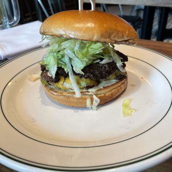 Krueger's Tavern - Krueger's Burger - Bars Near Me - Cincinnati, Ohio