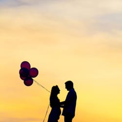 Nikki Lallatin Photography - Pregnancy announcement