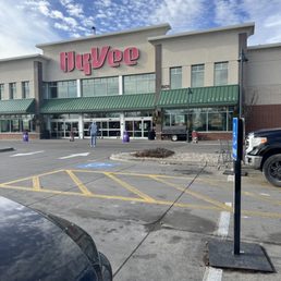 Exterior outside entrance of Hy-Vee - Outside of Hy-Vee - Manhattan, Kansas Exterior outside entrance of Hy-Vee - Outside of Hy-Vee - Manhattan, Kansas