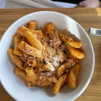North Italia - Spicy Rigatoni Vodka - Italian Near Me - Gilbert, Arizona North Italia - Spicy Rigatoni Vodka - Italian Near Me - Gilbert, Arizona
