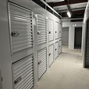 StoreEase - Self Storage Near Me - Deltona, Florida StoreEase - Self Storage Near Me - Deltona, Florida