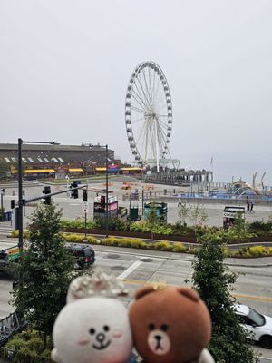 The Seattle Great Wheel by null