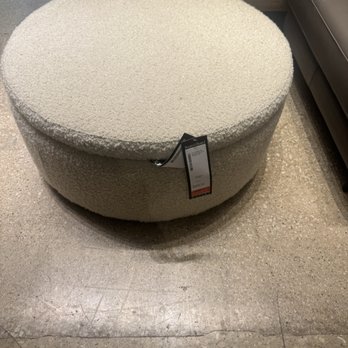 Room & Board Store & Outlet - Ottoman with storage - Furniture Stores Near Me - Oak Brook, Illinois