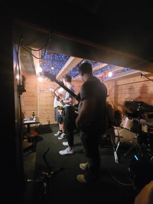 Diese Onze Live Jazz Bar by null