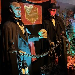 Wax Figures of Vincent Price's 1953 movie House of Wax Wax Figures of Vincent Price's 1953 movie House of Wax