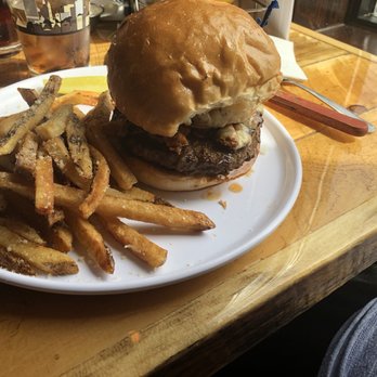 Oscar's Winner's Circle - The Macho Burger. - Burgers Near Me - Milwaukee, Wisconsin Oscar's Winner's Circle - The Macho Burger. - Burgers Near Me - Milwaukee, Wisconsin