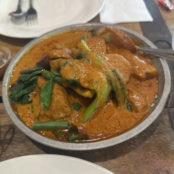 Isla Restaurant - Kare Kare Ribs - Filipino Near Me - San Bruno, California Isla Restaurant - Kare Kare Ribs - Filipino Near Me - San Bruno, California