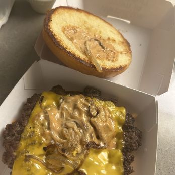 Cluck & Smash - Burgers Near Me - Glendale, California