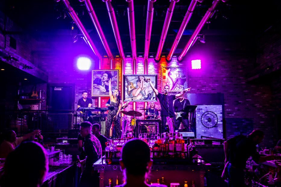 COPPER BLUES BREA CLOSED 194 Photos & 254 Reviews 180 S Brea Blvd