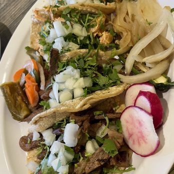 Ta Con Todo - Carne Asada and shredded chicken tacos - Mexican Near Me - Livermore, California