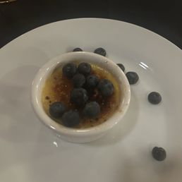 Lemon and blueberry creme brûlée Lemon and blueberry creme brûlée