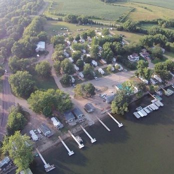 Beaver Dam Resort - Resorts Near Me - Cleveland, Minnesota