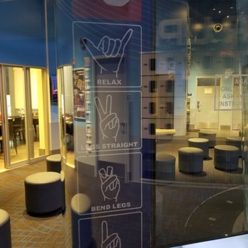 iFLY Chicago - Lincoln Park - Skydiving Near Me - Chicago, Illinois iFLY Chicago - Lincoln Park - Skydiving Near Me - Chicago, Illinois