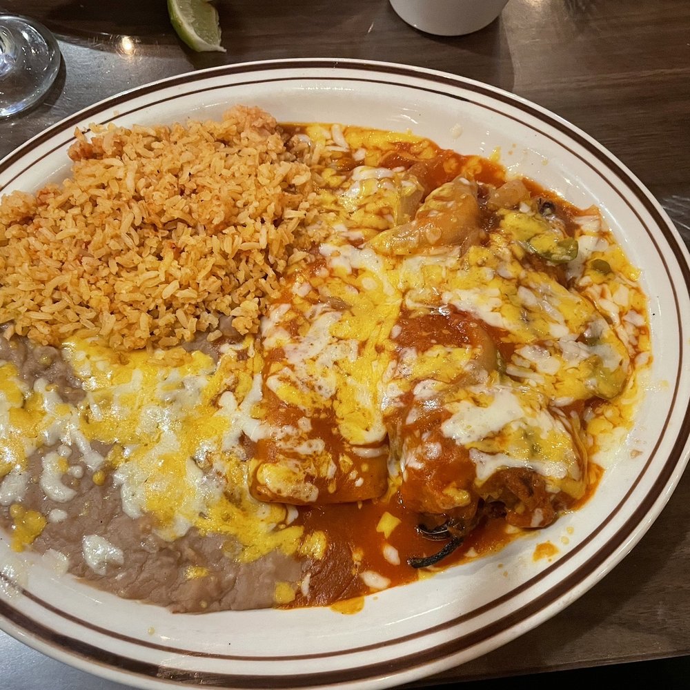 El Zarape - Combination Plate #5, Cheese Enchilada & Chile Relleno - Mexican Near Me - Cypress, California El Zarape - Combination Plate #5, Cheese Enchilada & Chile Relleno - Mexican Near Me - Cypress, California