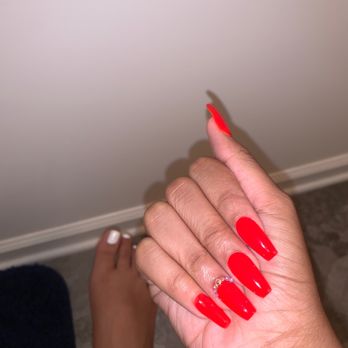 The Nail Place - Full gel set with design. Color change on feet. - Nail Salons Near Me - Austell, Georgia The Nail Place - Full gel set with design. Color change on feet. - Nail Salons Near Me - Austell, Georgia