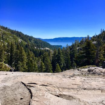 Eagle Lake - View of Emerald bay from half way - Hiking Near Me