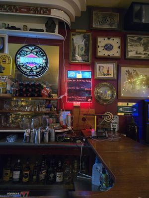 Magoons Famous Delicatessen by null