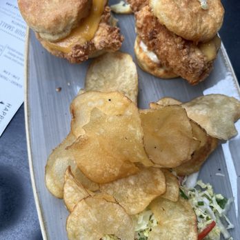 SOCIAL BIRD - Chicken slider - Gastropubs Near Me - Lafayette, California