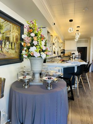 Chouchou French Bistro by null