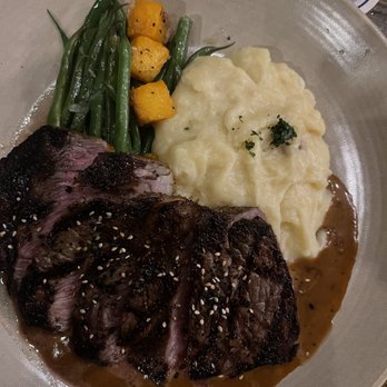 Honu Oceanside - Prime Ribeye - Seafood Near Me - Lahaina, Hawaii