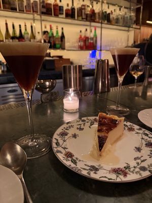 Maison Bar À Vins by null