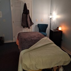 Maitri Massage By Jill - Massage table, with warming and comfortable atmosphere