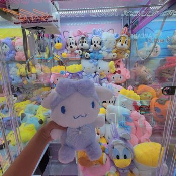 Claw Kingdom - Cinnamoroll plushie won on 4/11/2025 (2 coins/play) - Arcades Near Me - Honolulu, Hawaii Claw Kingdom - Cinnamoroll plushie won on 4/11/2025 (2 coins/play) - Arcades Near Me - Honolulu, Hawaii