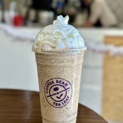 Coffee Bean & Tea Leaf - Cookies n Cream w/an add shot
