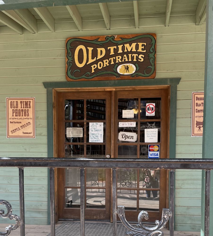 COFFEE CANTINA Updated September 2024 12 Photos 4650 N Mammoth