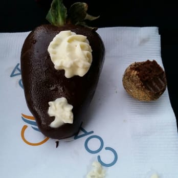 Coasterra - CHOCOLATE COVERED STRAWBERRY WITH A HOMEMADE CHOCO TRUFFLE! - Mexican Near Me - San Diego, California Coasterra - CHOCOLATE COVERED STRAWBERRY WITH A HOMEMADE CHOCO TRUFFLE! - Mexican Near Me - San Diego, California