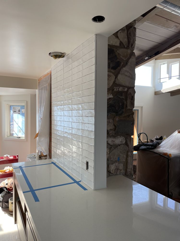 Slide of Green Oak Builders