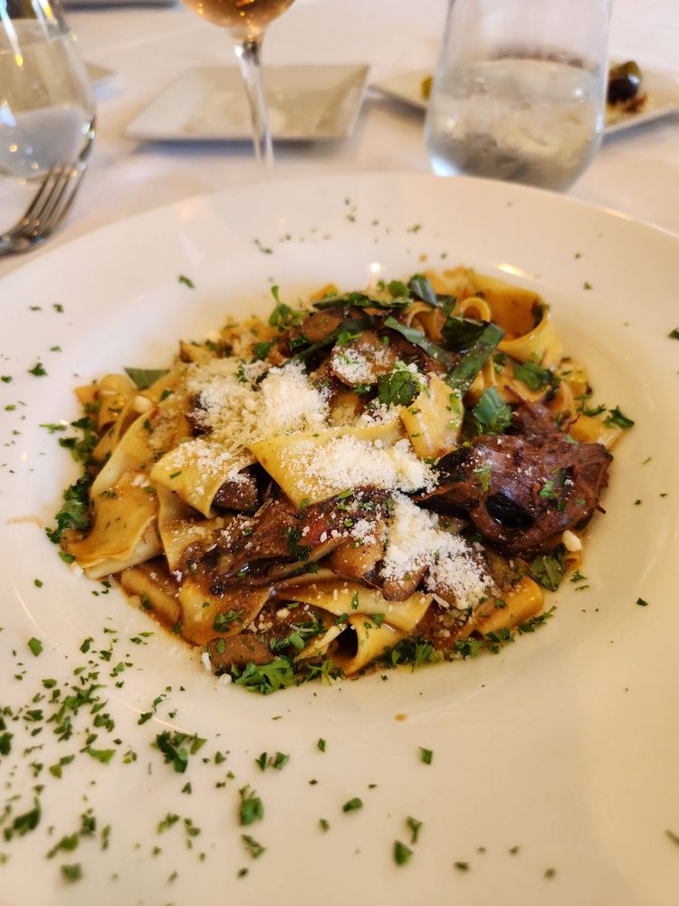 Social spots from Donatell'a Ristorante