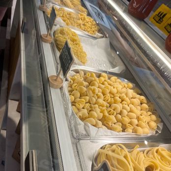 Forma Pasta Factory - Pasta Shops Near Me - Brooklyn, New York Forma Pasta Factory - Pasta Shops Near Me - Brooklyn, New York