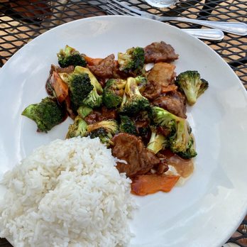 Fusion Bowl - Beef broccoli - Sushi Bars Near Me - Mooresville, North Carolina