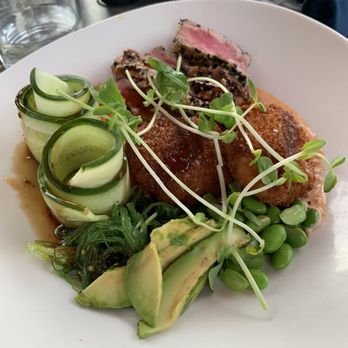 Lakeside Grill - Ahi Tuna bowl - Seafood Near Me - Collingwood, Ontario