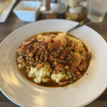 Charred Oak Kitchen and Bar - a plate of stew and mashed potatoes - New American Near Me - Columbus, Georgia Charred Oak Kitchen and Bar - a plate of stew and mashed potatoes - New American Near Me - Columbus, Georgia