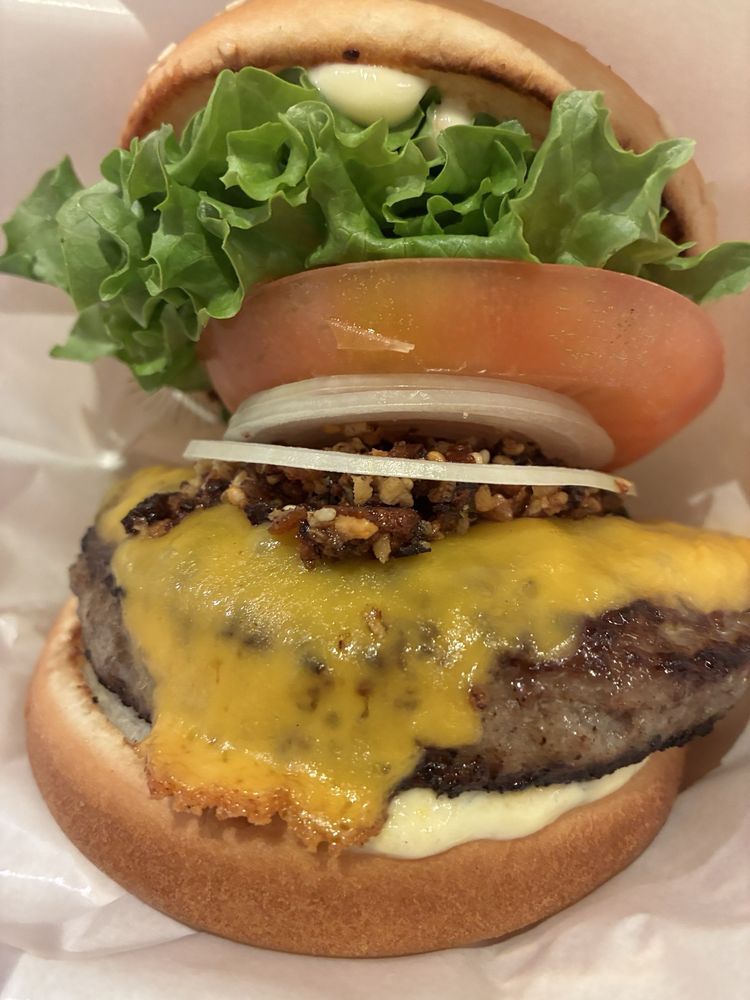 Freshness Burger Higashi Ueno