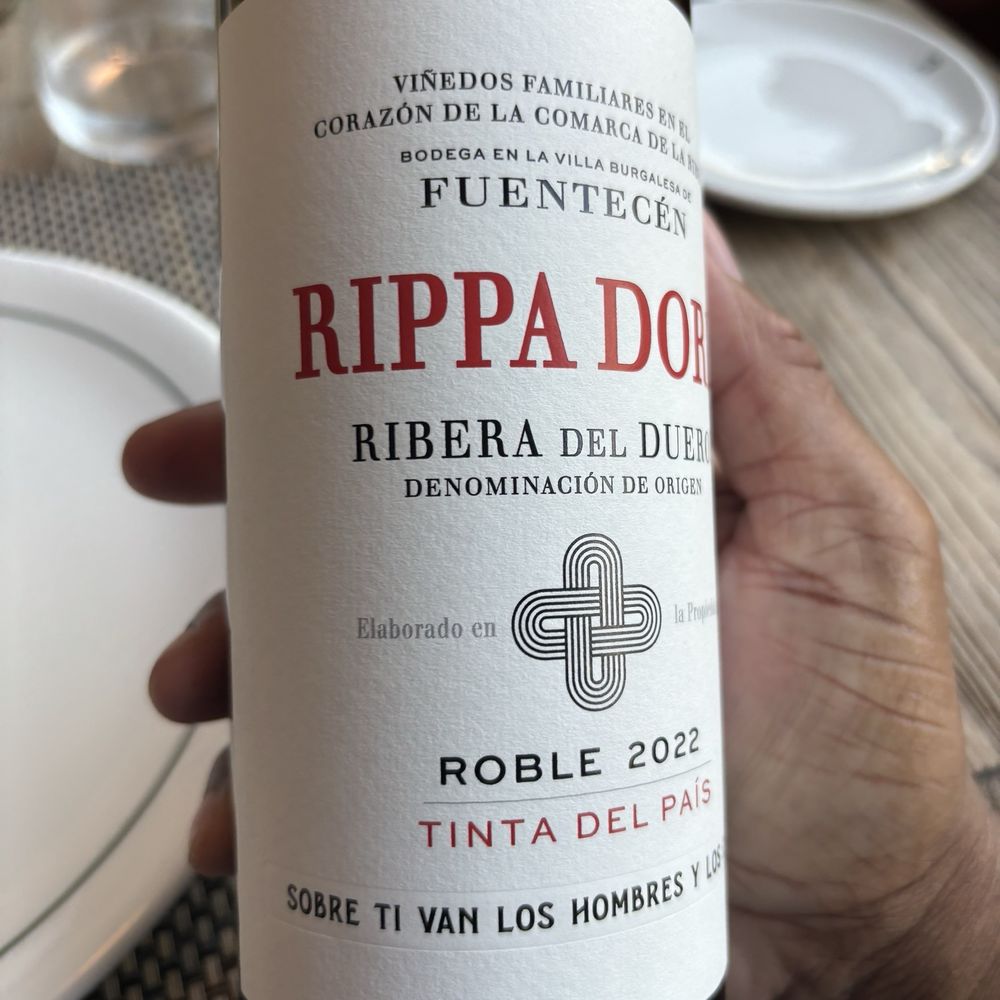 Raco de L'Arnau - House wine: it was good. - Mediterranean Near Me - Valencia, V