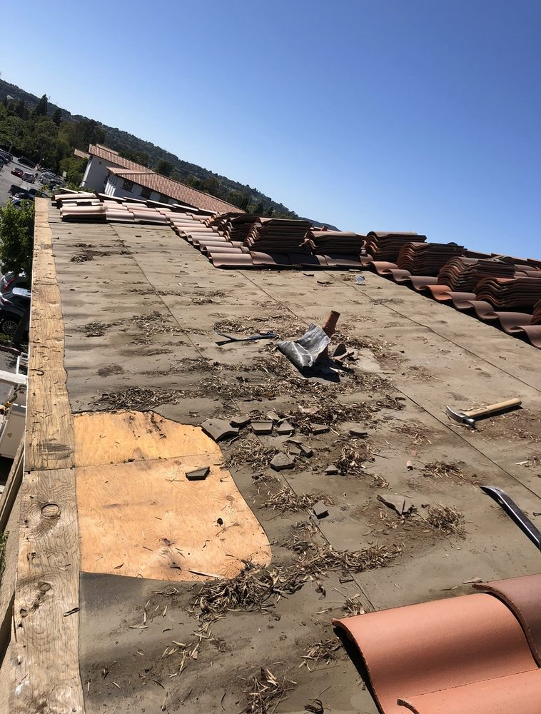 Slide of C&S Construction Enterprises