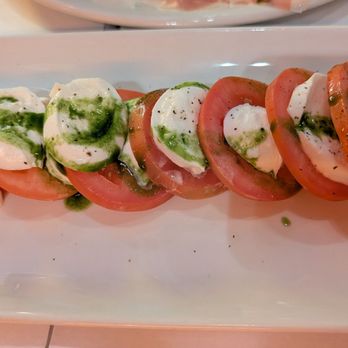 Serafina Financial District - Caprese - Italian Near Me - New York, New York Serafina Financial District - Caprese - Italian Near Me - New York, New York