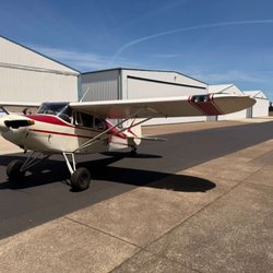 Sasquatch Aviation - Tailwheel training available.