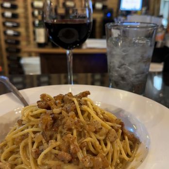 Angelina - Spaghetti carbonara - Italian Near Me - Green Bay, Wisconsin Angelina - Spaghetti carbonara - Italian Near Me - Green Bay, Wisconsin