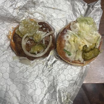 Braums Ice Cream & Dairy Store - Extra mayonnaise when I asked for NO mayonnaise but mustard and why no tomatoes?? - Ice Cream & Frozen Yogurt Near Me - Arlington, Texas